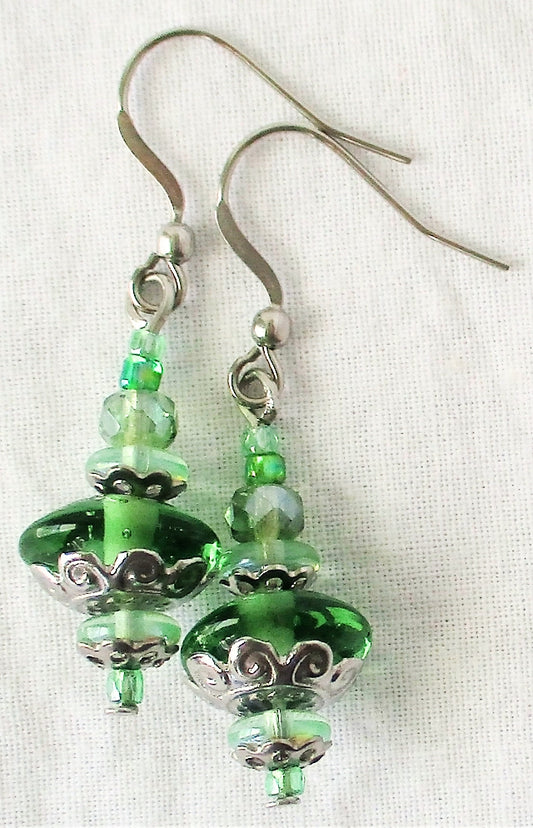 Light Green Dangle Earrings - Juicybeads Jewelry