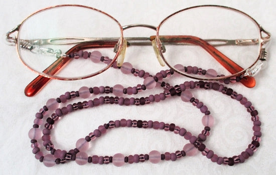 light purple beaded eyeglass chain - juicybeads jewelry